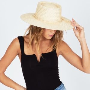 NWT Amuse Society beach bolero hat